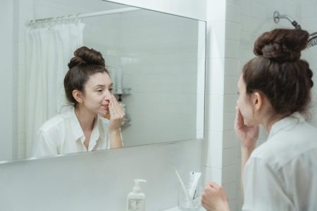 Unlocking the Secrets of Amino Acid Face Wash: The Science Behind Its Skin Benefits
